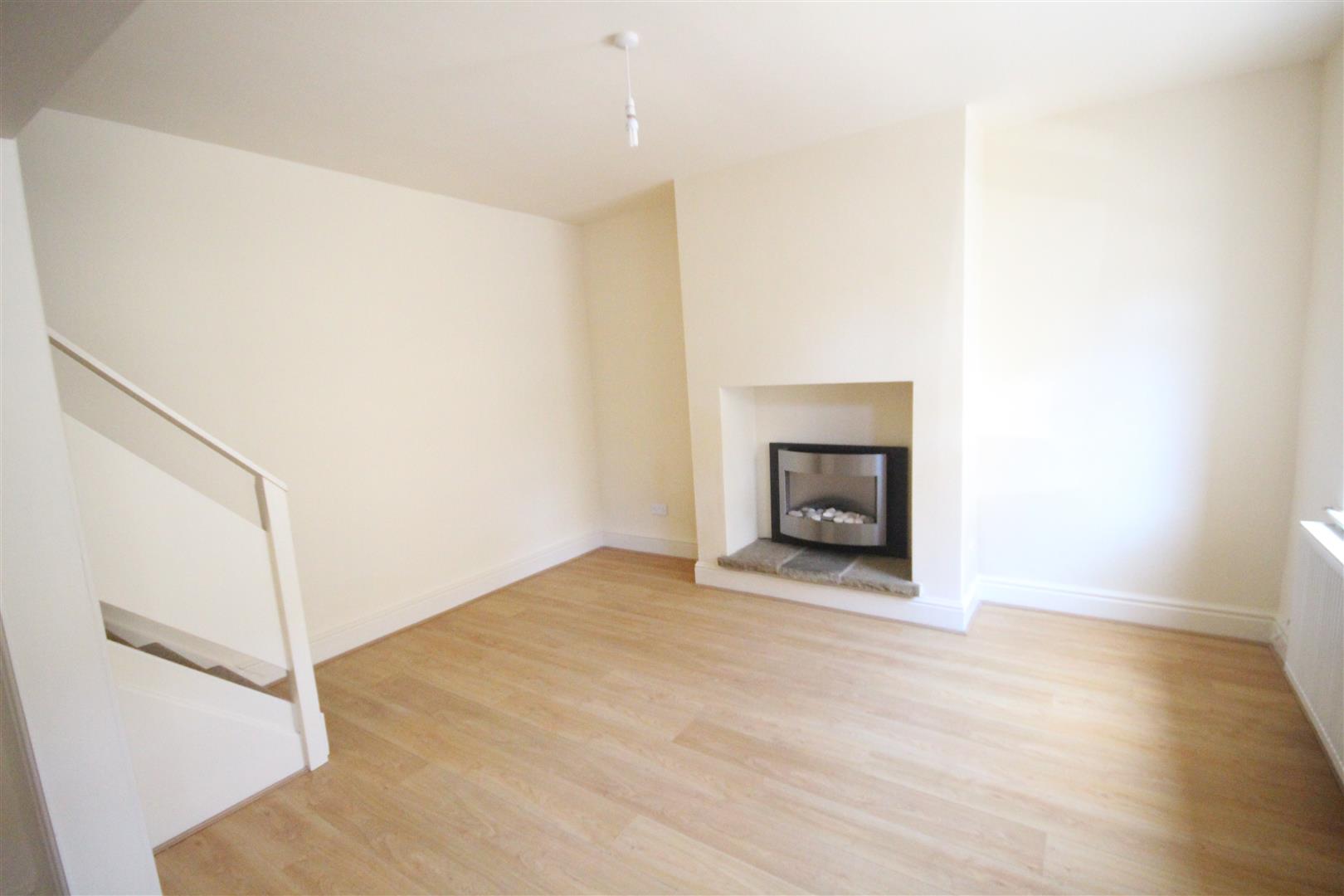 2 bedroom end terrace house To Let in Barnoldswick - IMG_7013.jpg